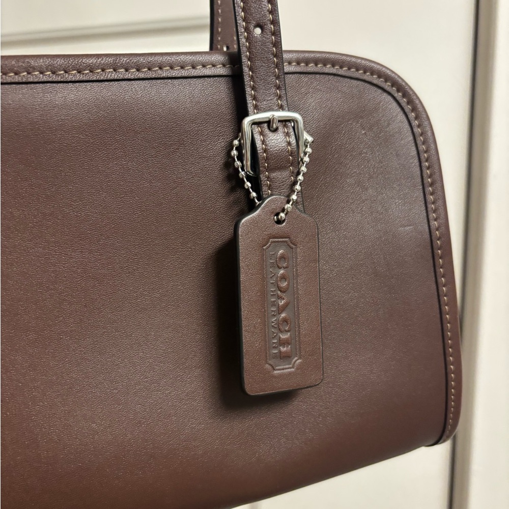 Coach Swing Zip Bag